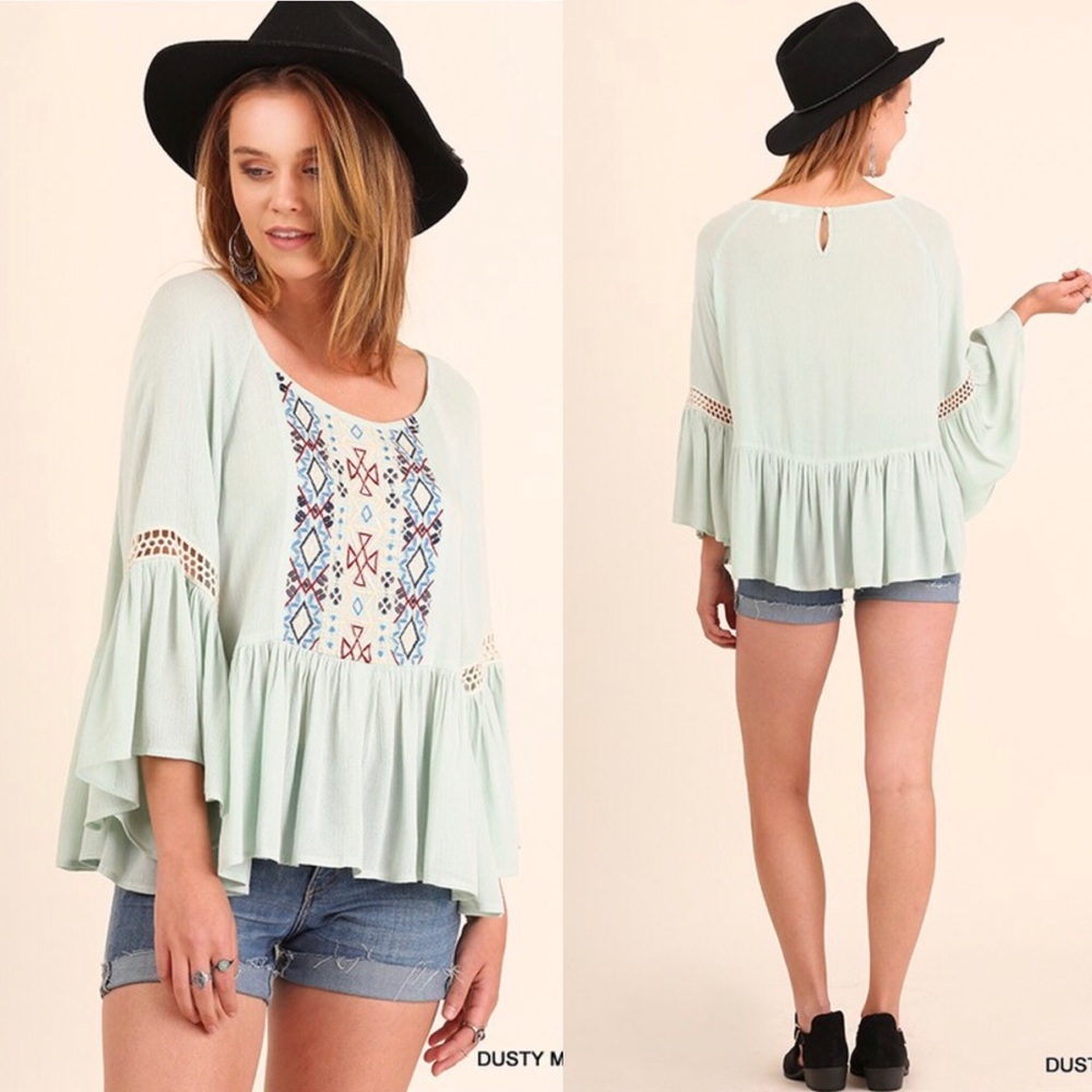 Entro Embroidered Blue Blouse